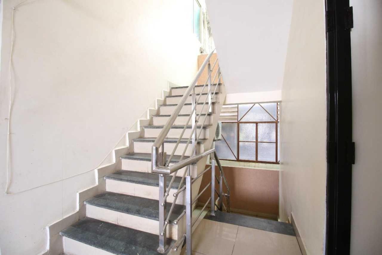 Oyo Hotel Happy Homes โบปาล ภายนอก รูปภาพ